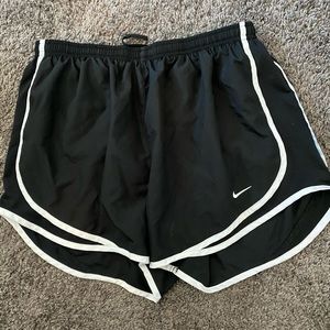 Women’s nike athletic shorts with sports liner